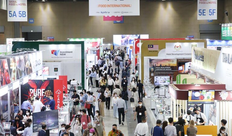 Inscrições para a Seoul Food & Hotel 2023, em Seul, vão até o dia 26 de março.