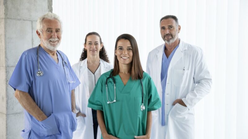 Médico-veterinário está entre as categorias que integram as equipes multiprofissionais eMulti, o novo Nasf.