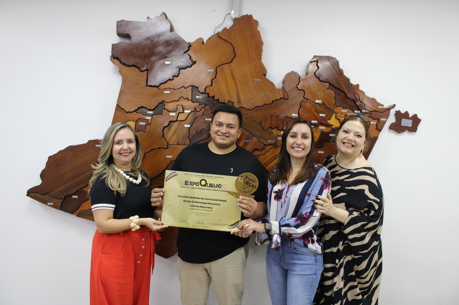 Queijo de manteiga amazonense conquista ouro no ExpoQueijo 2023, em Minas Gerais.