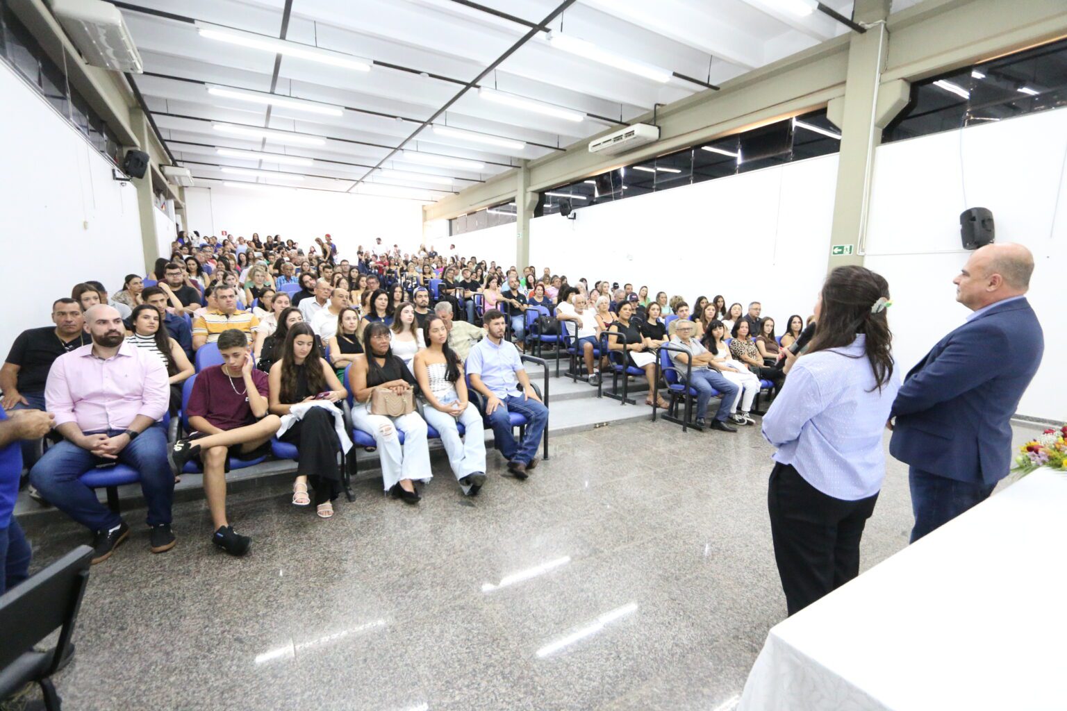 Unimar realiza tradicional Cerimônia do Jaleco do curso de Medicina Veterinária.