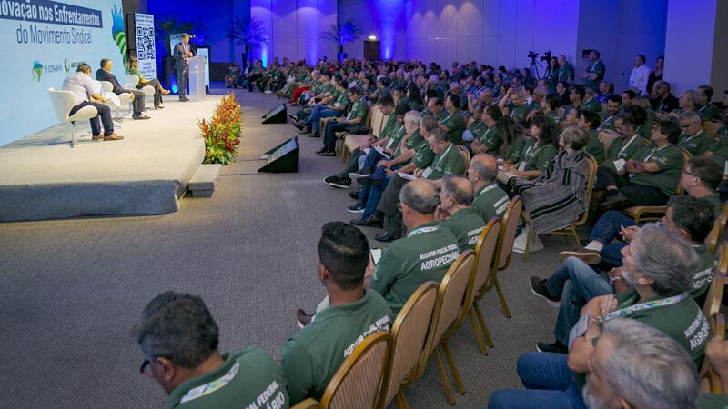 Conaffa debate segurança dos alimentos, soberania e o futuro da carreira dos auditores fiscais federais agropecuários.