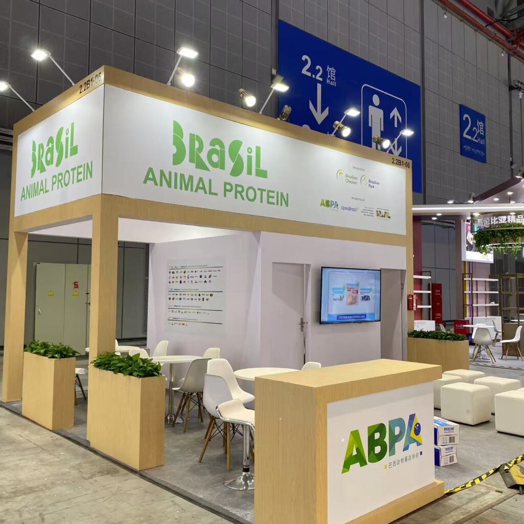 ABPA reforça relações institucionais com a China durante a CIIE 2025.