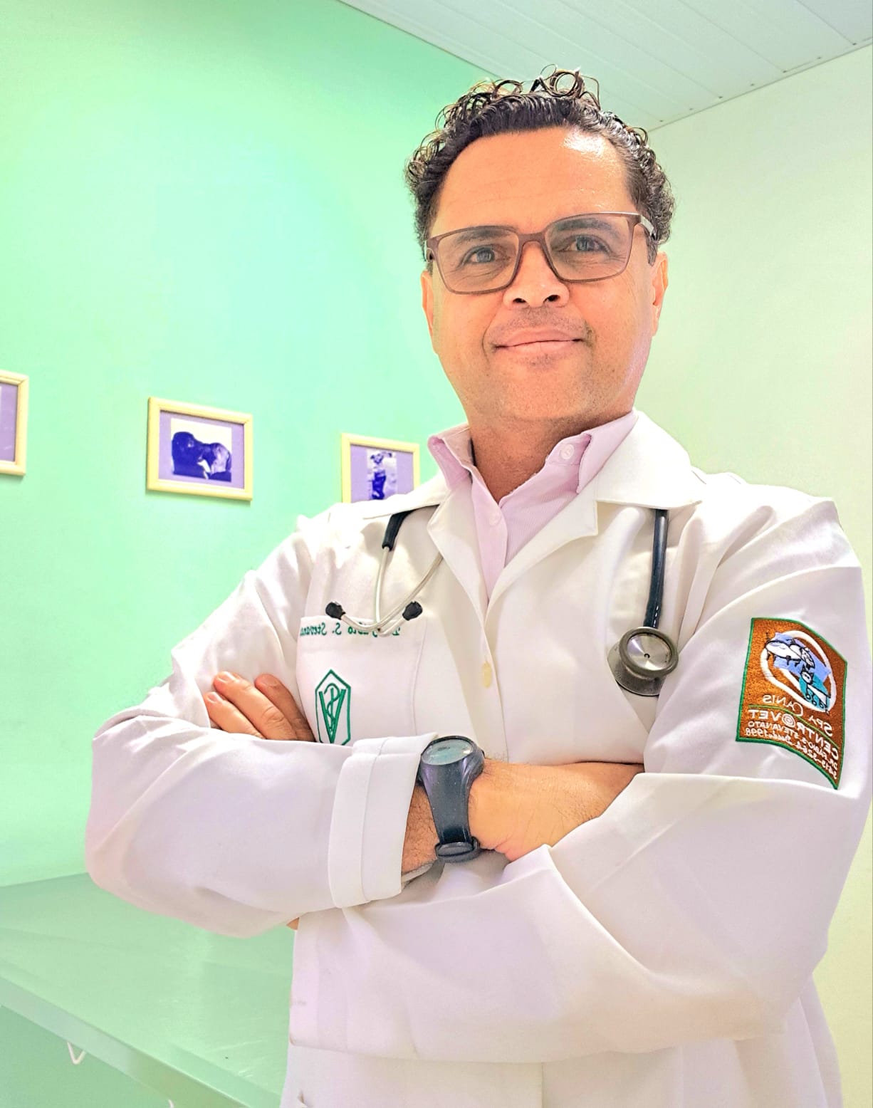 Atenção do Tutor na Administração de Medicações no Horário Prescrito: Um Pilar da Recuperação e Bem-Estar do Pet.