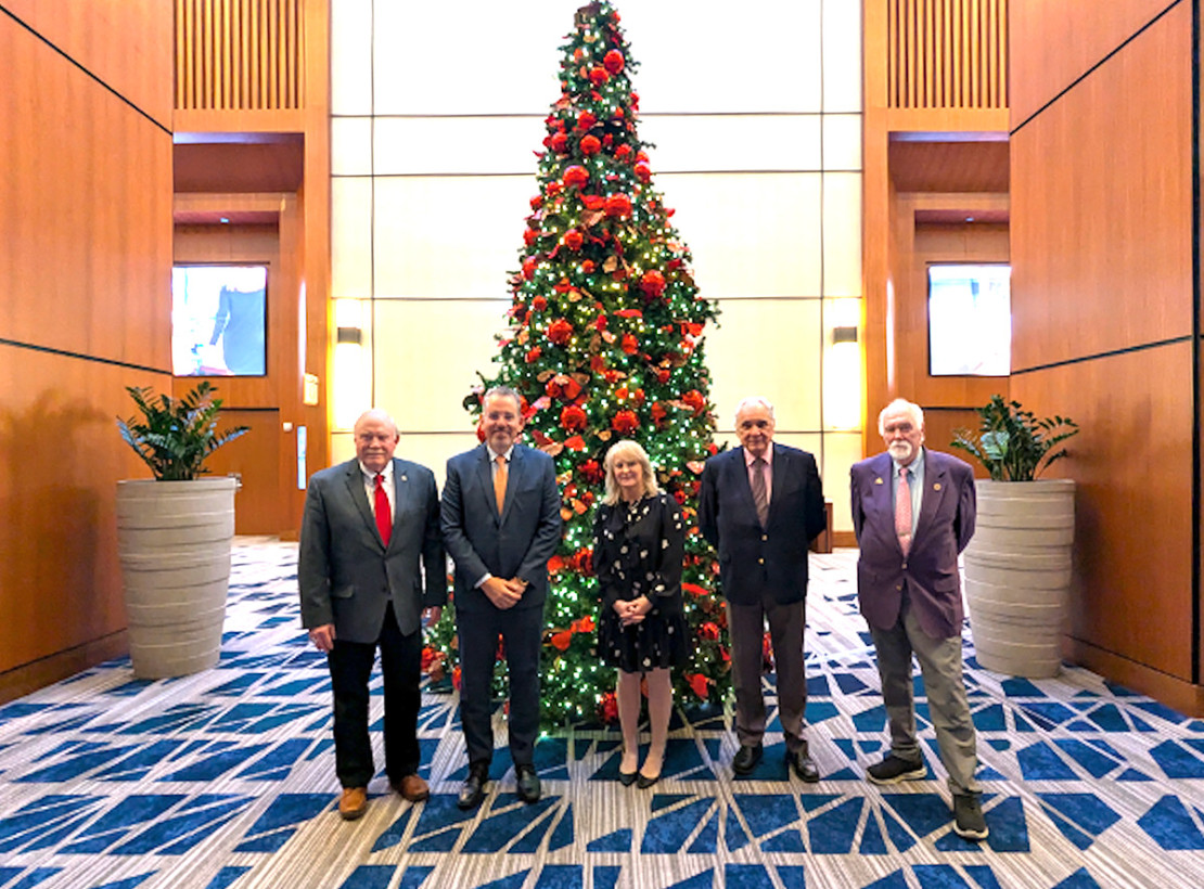 American Kennel Club e a Confederação Brasileira de Cinofilia firmam acordo de cooperação mútua.