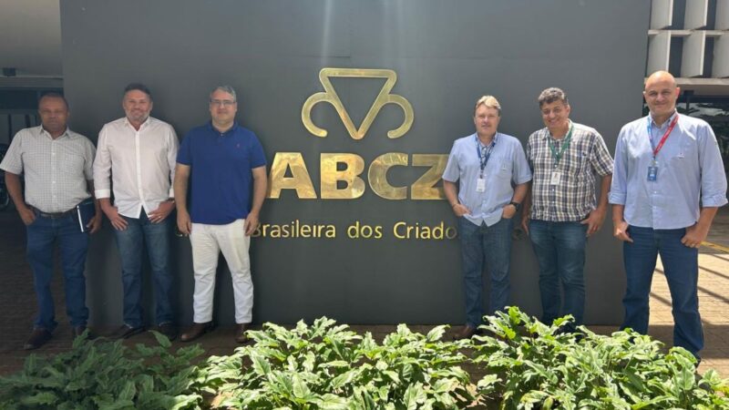 Com impacto direto na produtividade, Feira do Pró-Genética chega à 14ª edição em Ituiutaba.