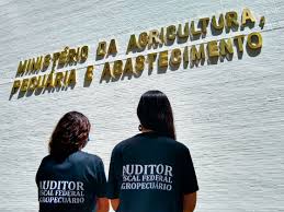 Contrabando e fraudes alimentares elevam pressão sobre a fiscalização e levam proteção agropecuária à pauta da segurança pública.