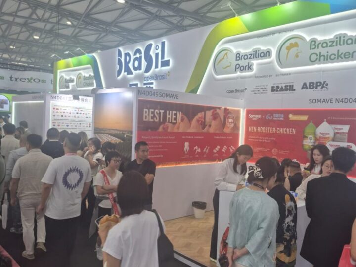 Exportadores de proteína animal projetam US$ 45,5 milhões após a Sial China 2026.