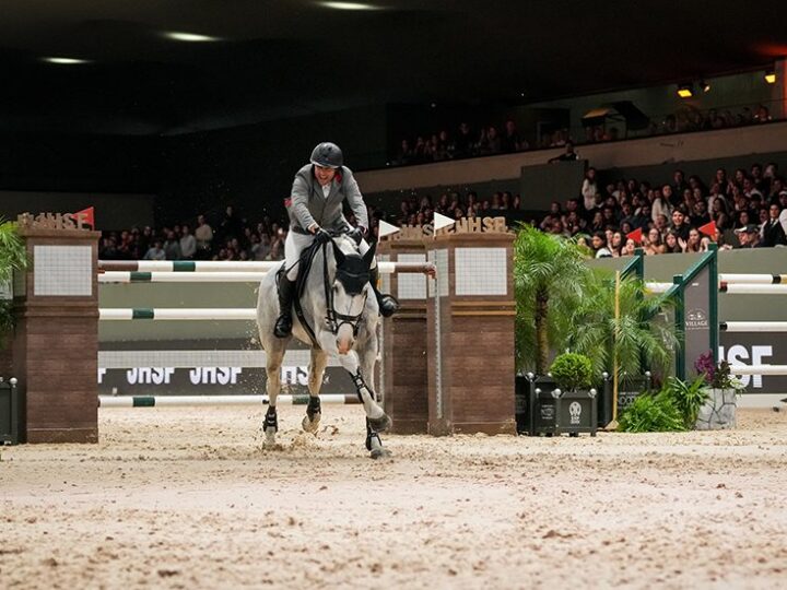 Cavaleiro da casa Ricardo Coelho Junior com Deviana 3K é o campeão Internacional do 36º JHSF Indoor, conquistando título inédito.