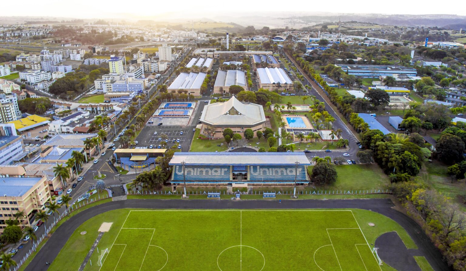 Unimar conquista 143 estrelas no Guia das Faculdades 2026 e reforça excelência no ensino superior.