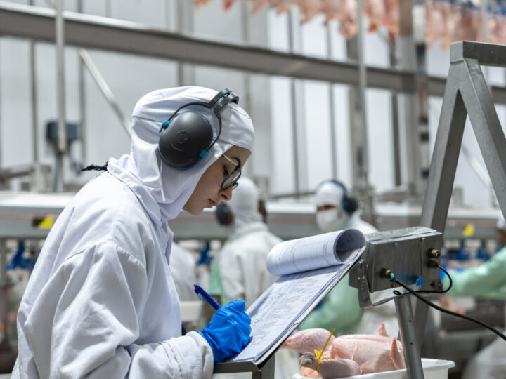 ABPA destaca trabalho dos serviços oficiais após avaliação favorável da União Europeia sobre carne de aves.